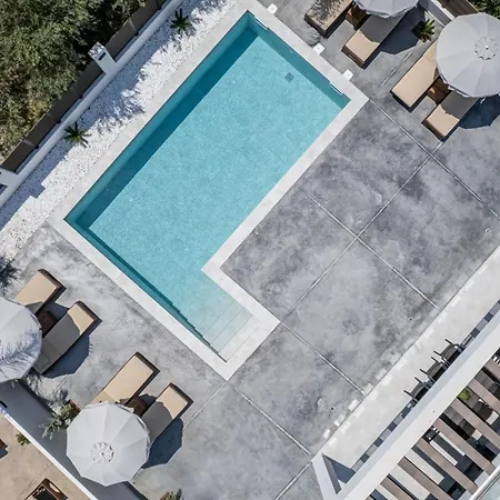 Infinity - Private Pool, Close To Centre, By Zantewize וילה *