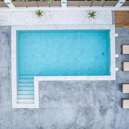 Infinity - Private Pool, Close To Centre, By Zantewize فيلة Kalamákion