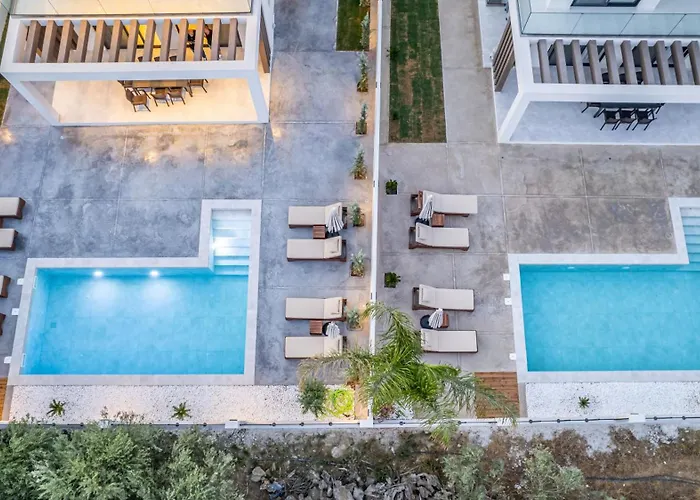 Infinity - Private Pool, Close To Centre, By Zantewize 别墅 Kalamákion