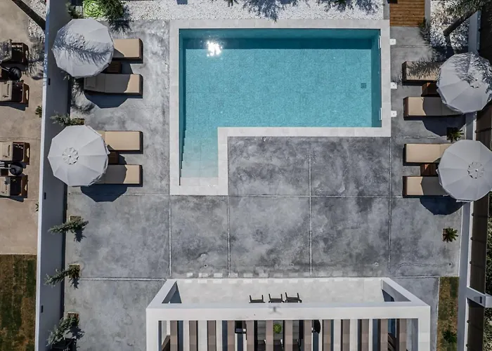 Infinity - Private Pool, Close To Centre, By Zantewize 别墅 Kalamákion