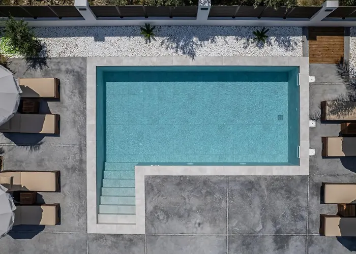 Infinity - Private Pool, Close To Centre, By Zantewize *