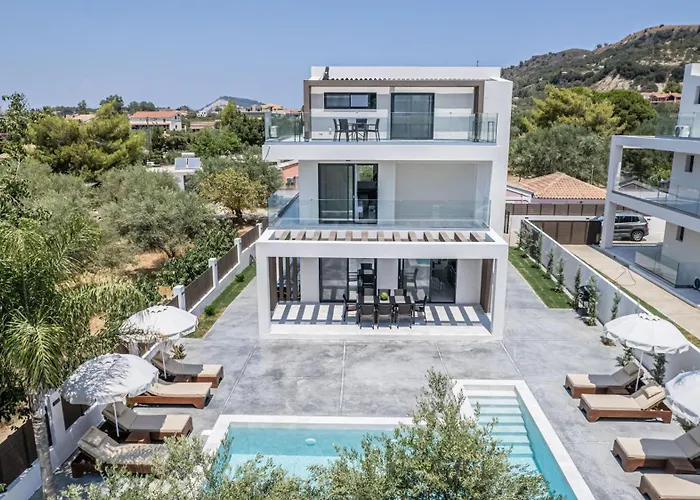 别墅 Infinity - Private Pool, Close To Centre, By Zantewize *