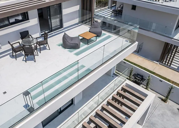 Infinity - Private Pool, Close To Centre, By Zantewize Kalamákion