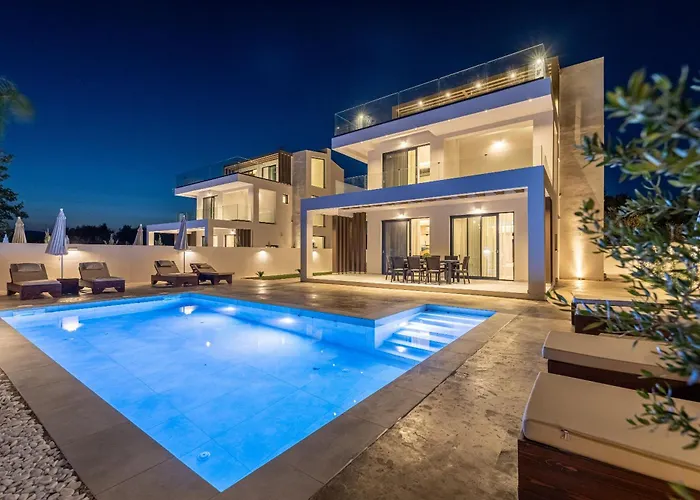 别墅 Infinity - Private Pool, Close To Centre, By Zantewize Kalamákion